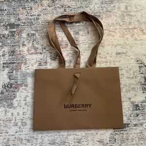 Burberry shopping bag from Paris
